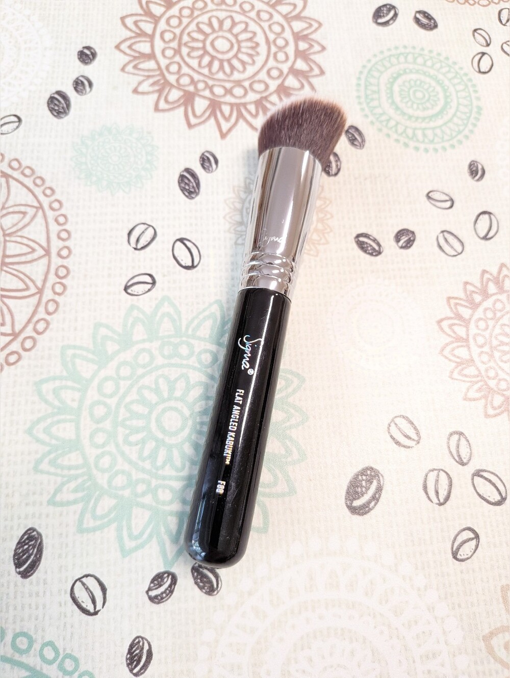 Sigma Beauty F88 Flat Angled Kabuki Brush